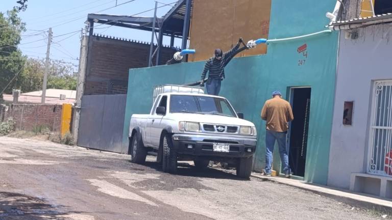 Servicios privados han tenido una mayor demanda en la venta de agua ante la falta de electricidad en el acueducto Baluarte-Escuinapa.