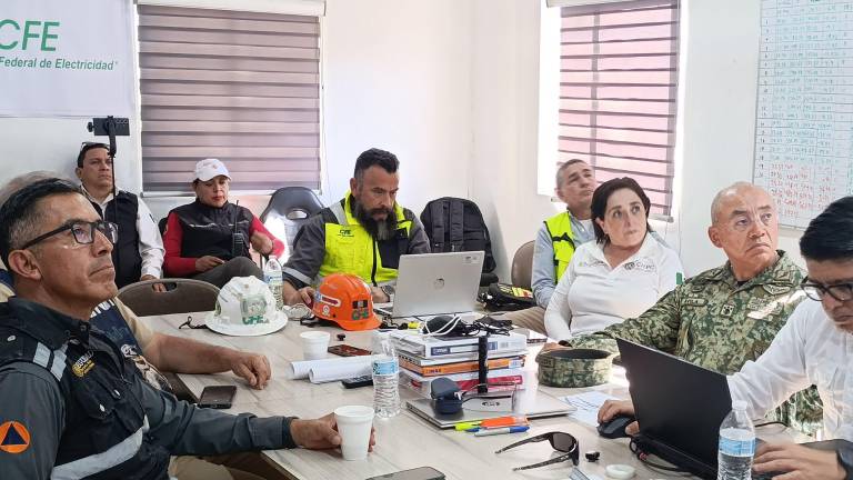 Autoridades y equipos de rescate mantienen coordinación y labores ininterrumpidas en la mina Santa Fe para lograr el rescate del último trabajador atrapado en el lugar.