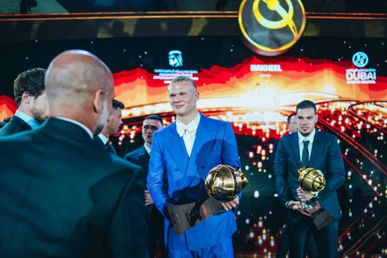 Erling Haaland es reconocido como el mejor jugador del 2023