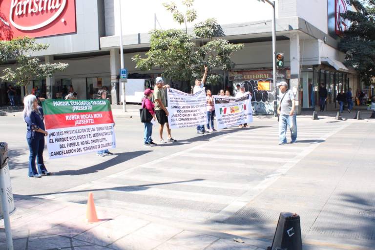Protestan en Culiacán contra supuesta privatización de Jardín Botánico y Parque Ecológico