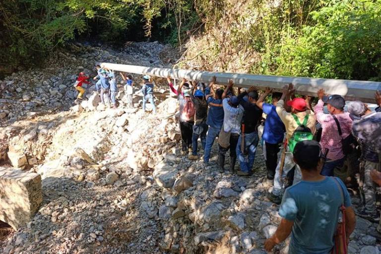 Restablece CFE suministro eléctrico en estados del oriente de México