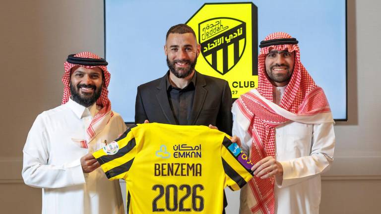Al Ittihad de Arabia Saudita confirmó el fichaje de Karim Benzema.