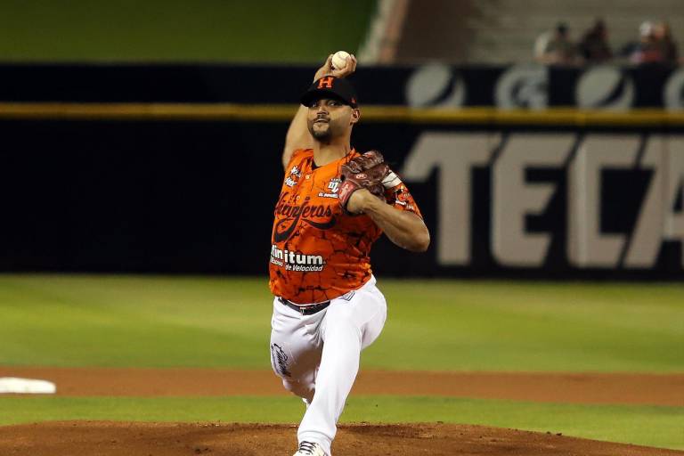 Elian Leyva, lanzador de Naranjeros, da positivo a Covid-19 y no abrirá este jueves ante Sultanes