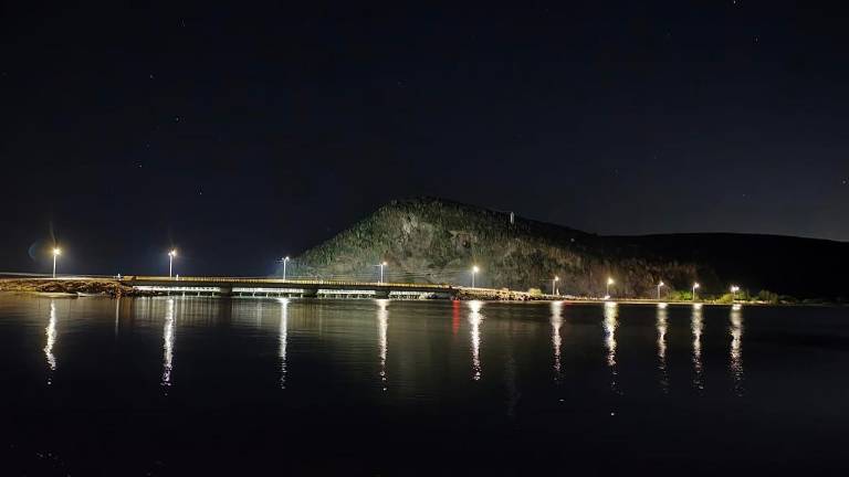 Los trabajos continuarán con la colocación de reflectores adicionales orientados hacia el último módulo de baños, asegurando que los visitantes no se queden a oscuras durante sus recorridos nocturnos.