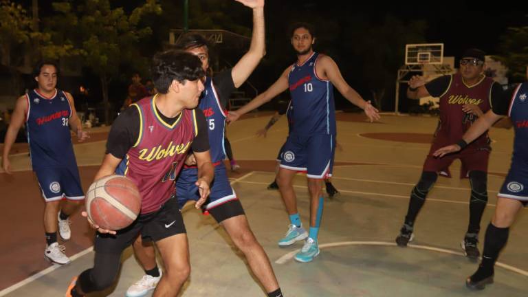 El conjunto universitario marcó el ritmo desde el inicio y terminó por duplicar la producción ofensiva de su rival.