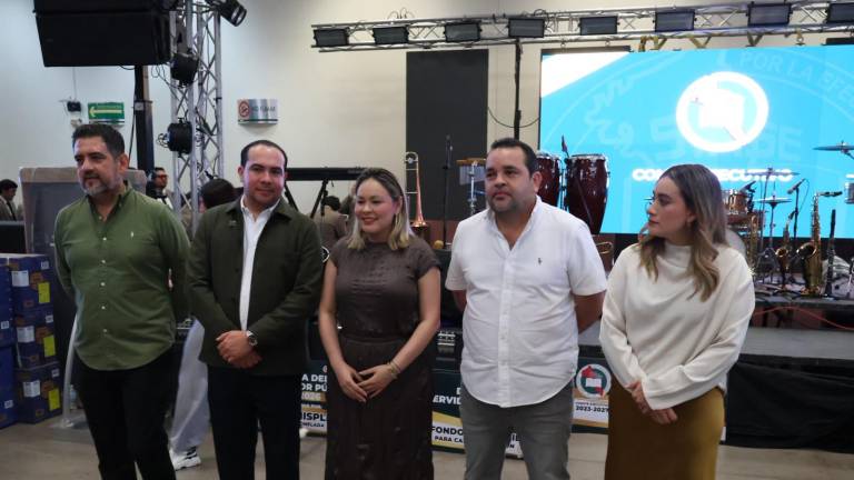 La Gobernadora Yeraldine Bonilla encabezó los festejos.