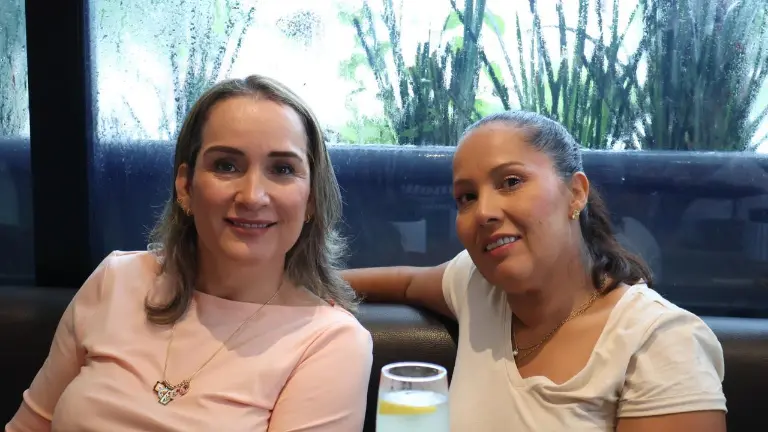 Disfrutan de una experiencia Flower-Bar en el Villa Unión