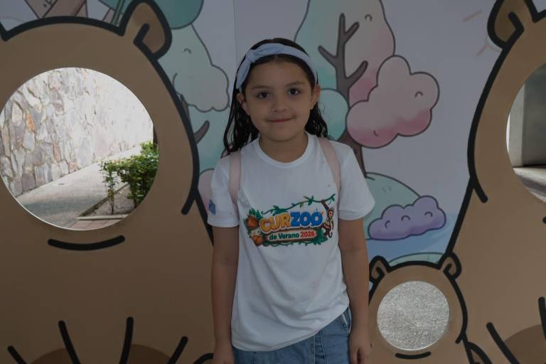 Disfrutan de zoológico mientras aprenden la importancia de cuidar a los animales