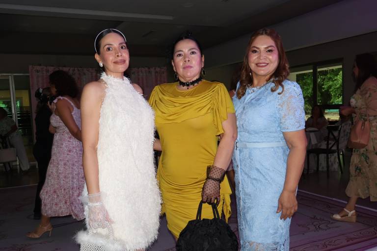 Brindan a Lilly Bojórquez un cumpleaños inolvidable