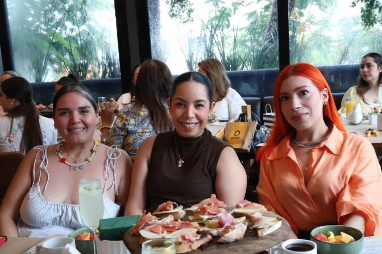 Disfrutan de una experiencia Flower-Bar en el Villa Unión