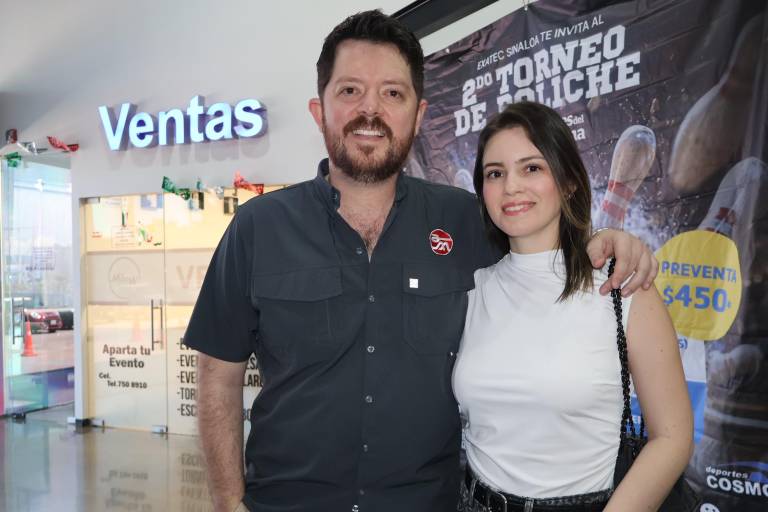 Dan Exatecs una una chuza por la educación
