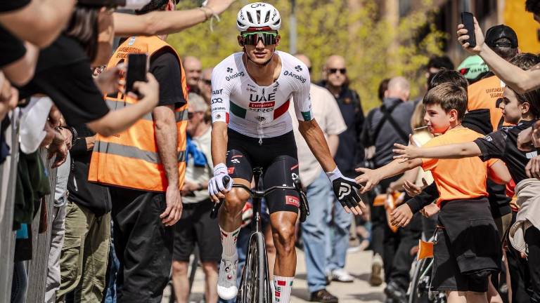 Isaac del Toro culminó la Etapa 2 de la Vuelta al País Vasco en el onceavo lugar.