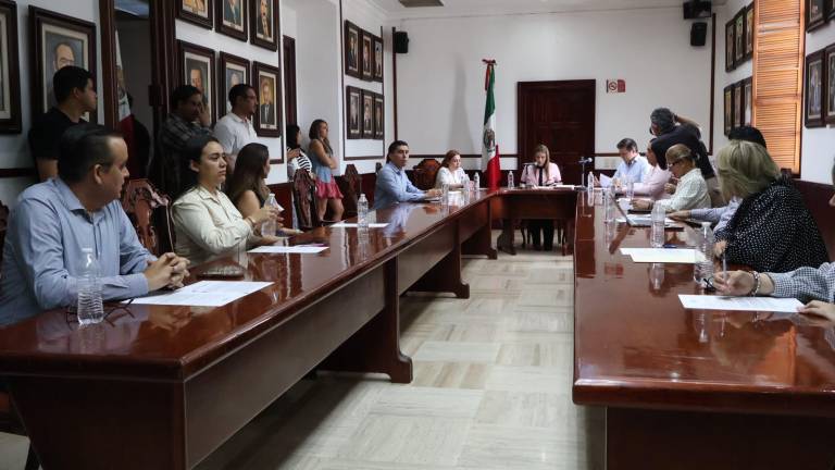 El Cabildo de Culiacán aprobó las solicitudes de pensión por retiro anticipado de 12 elementos de la Policía Municipal Preventiva.