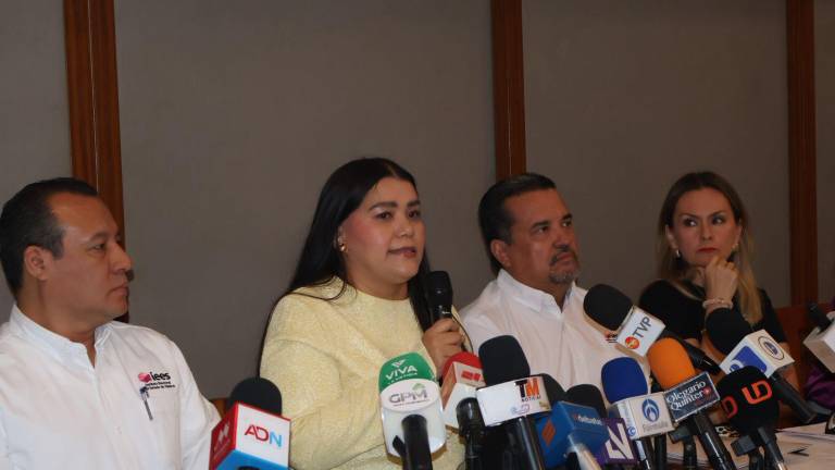 Funcionarios del IEES informan sobre el voto en el extranjero para la elección de Gobernador de Sinaloa.