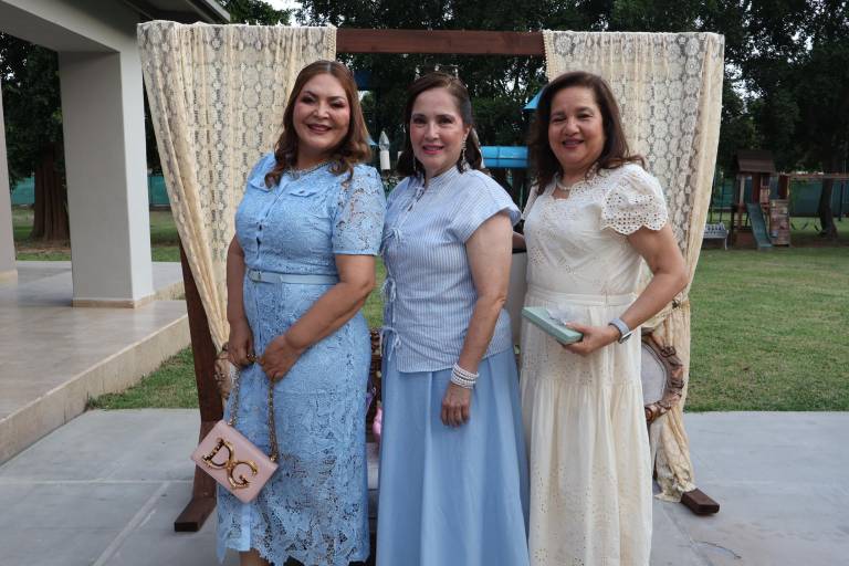 Brindan a Lilly Bojórquez un cumpleaños inolvidable