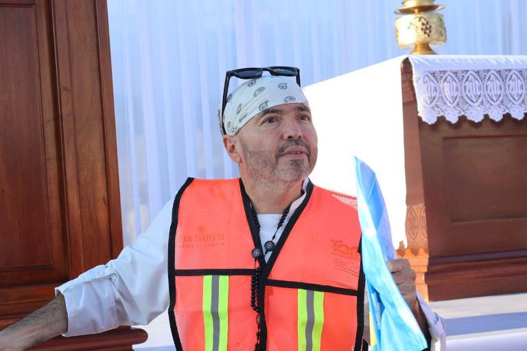 Miguel Taniyama ofreció disculpas públicas a Rosa Félix después del intercambio que protagonizaron durante la marcha por la paz en Culiacán.