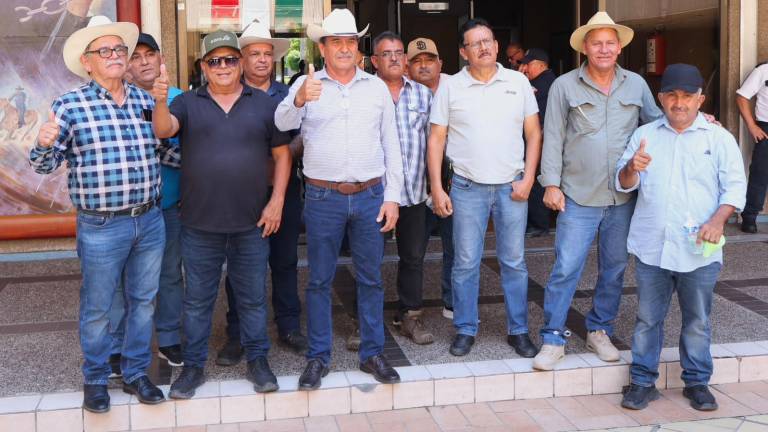 Los productores indicaron que desde el miércoles intentaron concretar el encuentro, pero, según dijo, la funcionaria no aceptó recibirlos.