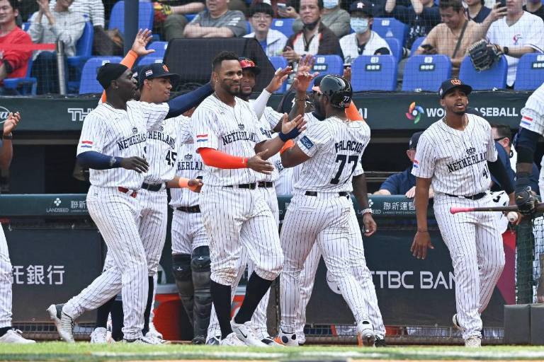 Países Bajos sorprende a Cuba y obtiene primera victoria en el Clásico