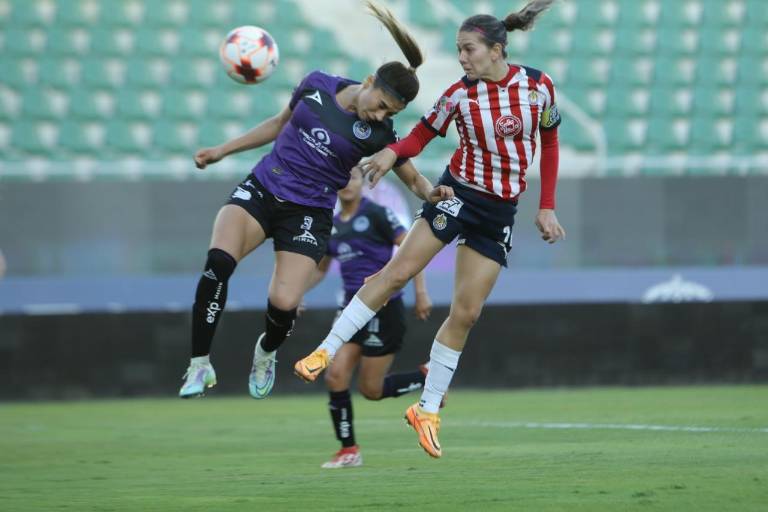 Alejandra Escobedo cumple en Mazatlán el sueño de llegar al profesionalismo