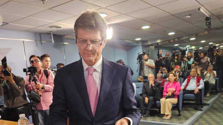 Enrique de la Madrid se registra por la candidatura presidencial del Frente Amplio por México
