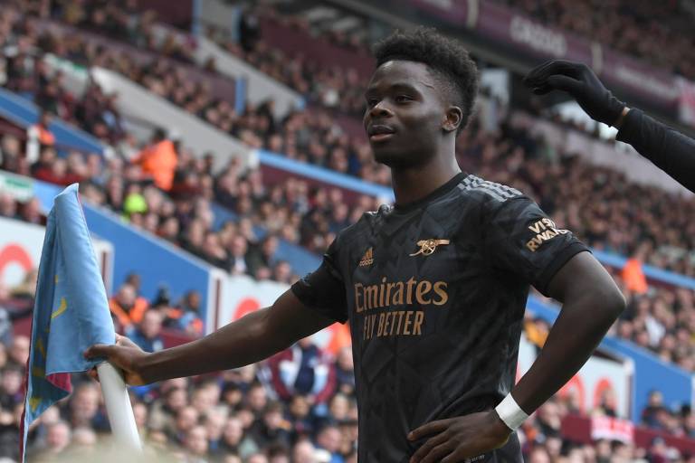 Arsenal regresa a la cima de la Premier League