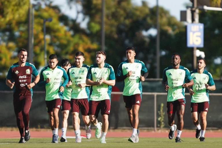 México enfrentará al Valencia en Puebla