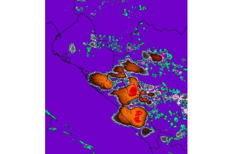 Se registra una tormenta de rápida formación y hasta cae granizo en Culiacán