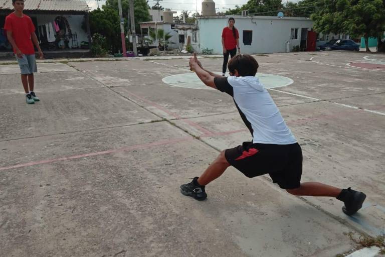 La llama de la Olimpiada Estudiantil llegó a la Isla de la Piedra