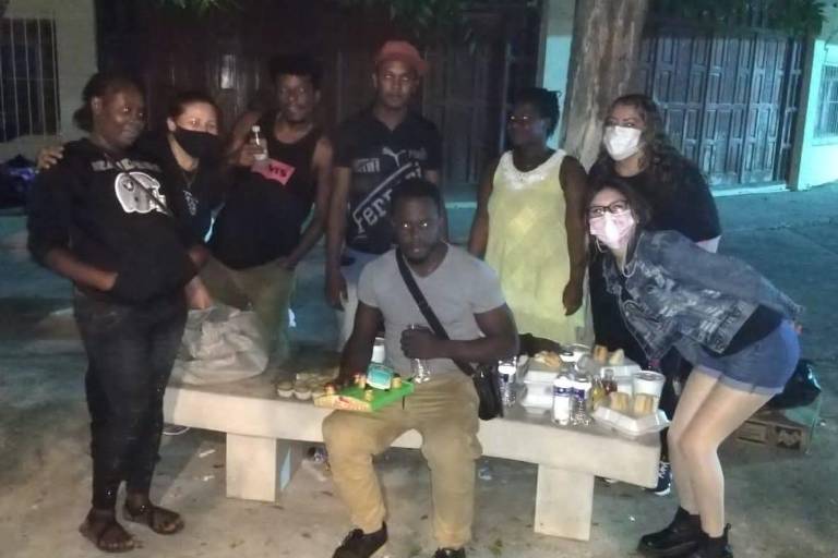 Personas necesitadas y familias con pacientes en hospitales recibieron cenas de Navidad en Mazatlán