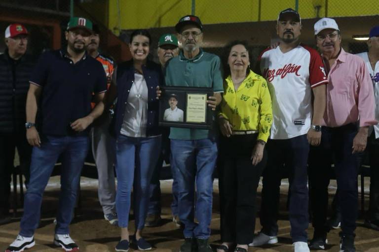 Como en sus mejores tiempos, luce Diego Raygoza en el diamante