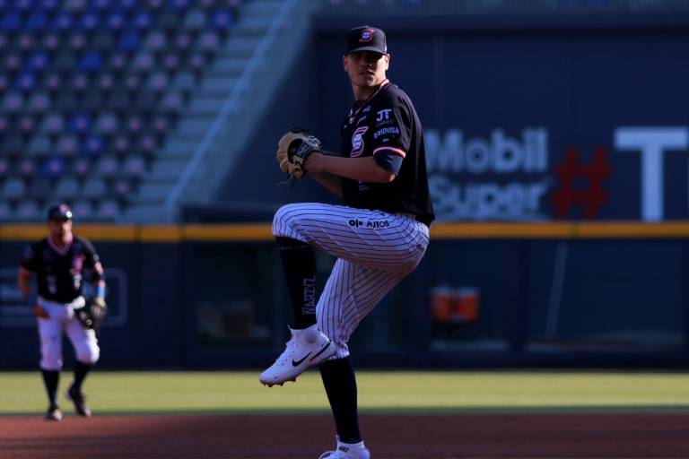 En gran duelo de pitcheo, Sultanes derrota a Naranjeros