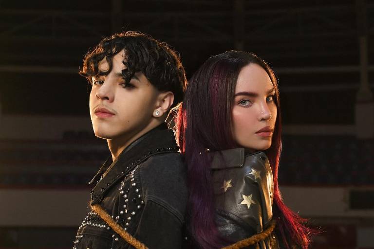 Revela Belinda adelanto de ‘Mírame Feliz’, su colaboración con Xavi