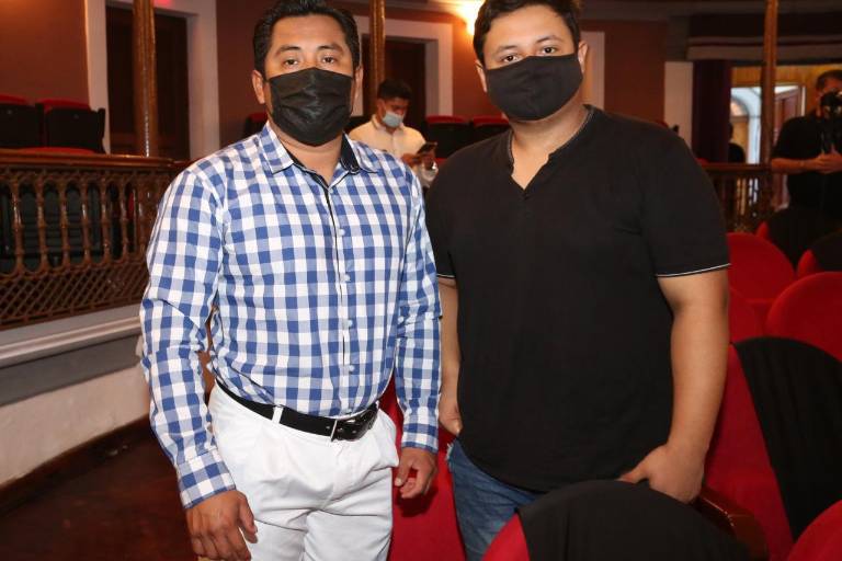 Disfrutan el sonido de las trompetas de Otto Sauter y Armando Cedillo