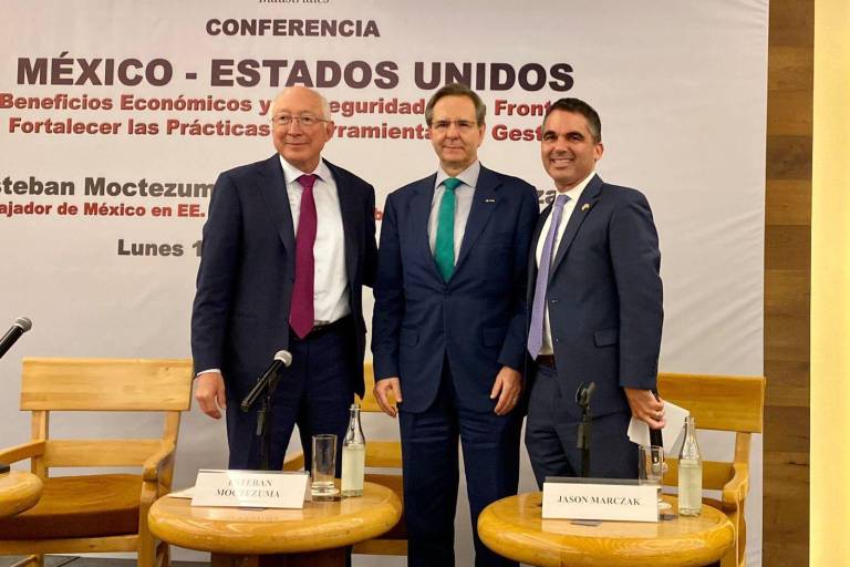 EU mantiene consultas sobre política energética de AMLO, asegura Ken Salazar