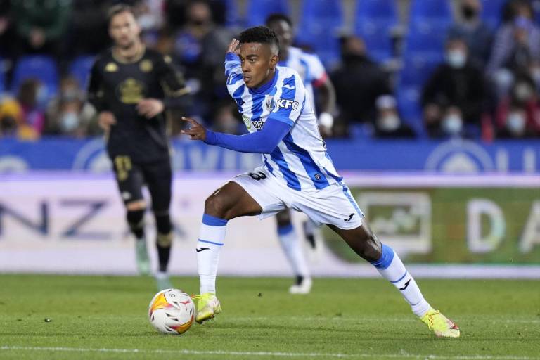 Panameño Yoel Bárcenas es nuevo refuerzo del Mazatlán FC