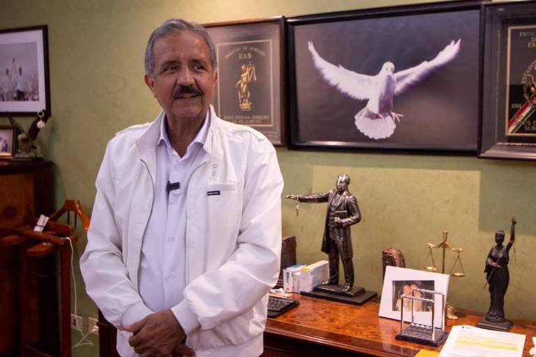 Estrada Ferreiro anuncia que es el candidato de Morena-PAS por la Alcaldía de Culiacán