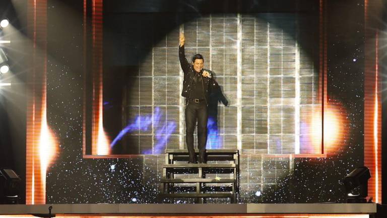 Después de más de 30 años de ausencia y de ser uno de los artistas más solicitados por el público mazatleco, Chayanne se presentó en Mazatlán.