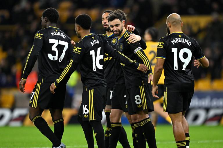 Manchester United vuelve a la senda del triunfo tras golear al Wolverhampton