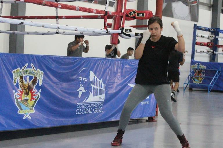 Tamara Cruz realiza mini campamento en Mazatlán previo a su debut en Tokio
