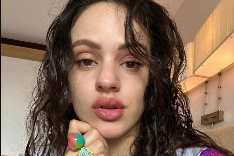 Crea Rosalía una beca para estudiantes de flamenco en la ciudad de Cataluña