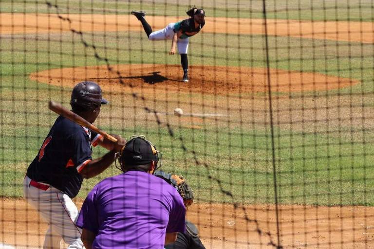 Mazatlán blanquea a Teacapán en la Liga Regional de Beisbol del Sur de Sinaloa