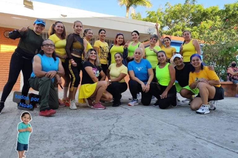 Acuden decenas de personas a Máster Class en apoyo a Noah Cázares