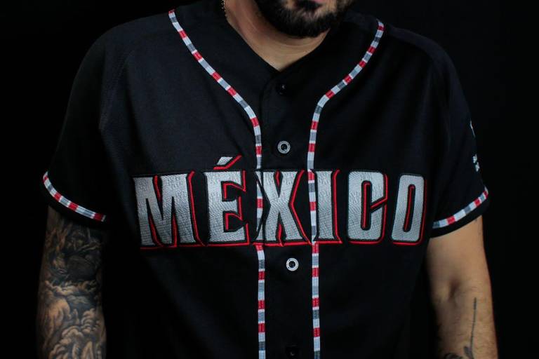 México destapa uniformes para la Serie del Caribe Santo Domingo 2022