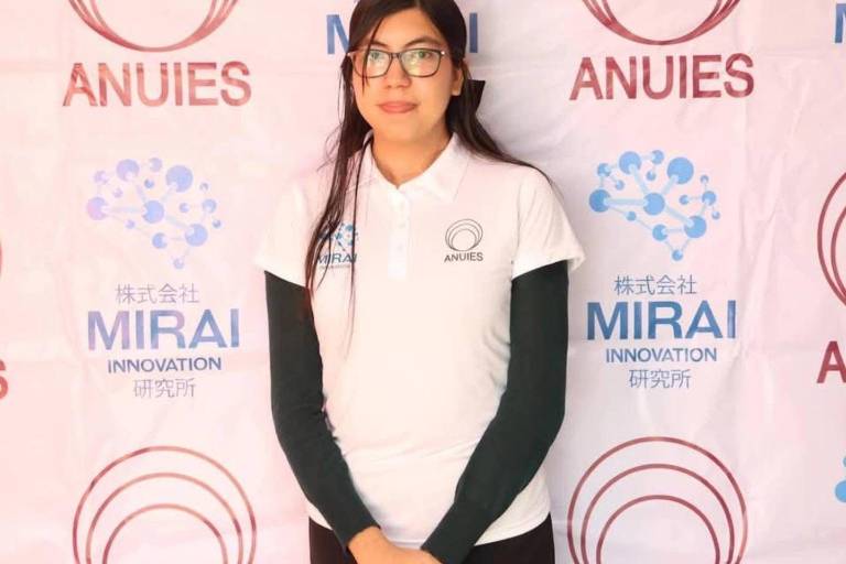Joven mazatleca es seleccionada entre los 20 mejores en reto de innovación de tecnología