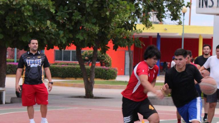 Toros se prepara para el torneo.