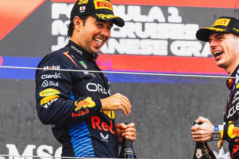 Checo espera que la decisión sobre su futuro en Red Bull se tome “dentro del próximo mes”