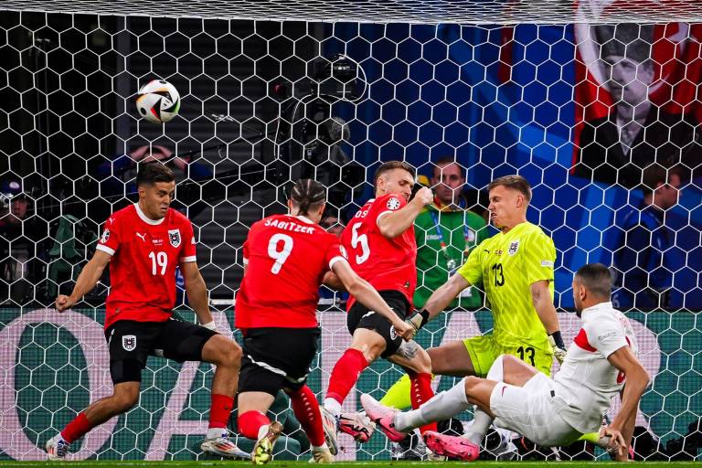 Merih Demiral hunde a Austria y envía a Turquía a cuartos contra Países Bajos