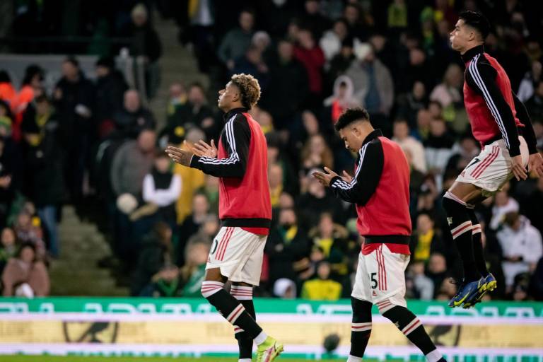 Manchester United volvió a los entrenamientos tras el brote de Covid-19