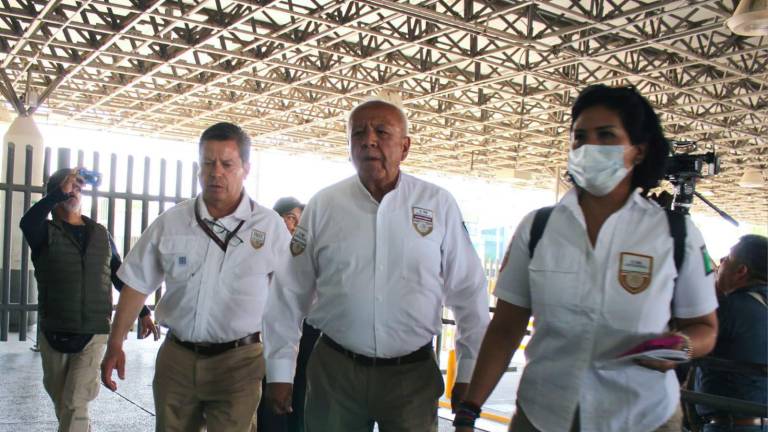 Francisco Garduño Yáñez, comisionado del Instituto Nacional que Migración, supervisó las instalaciones de la estancia provisional para migrantes en Ciudad Juárez, Chihuahua.