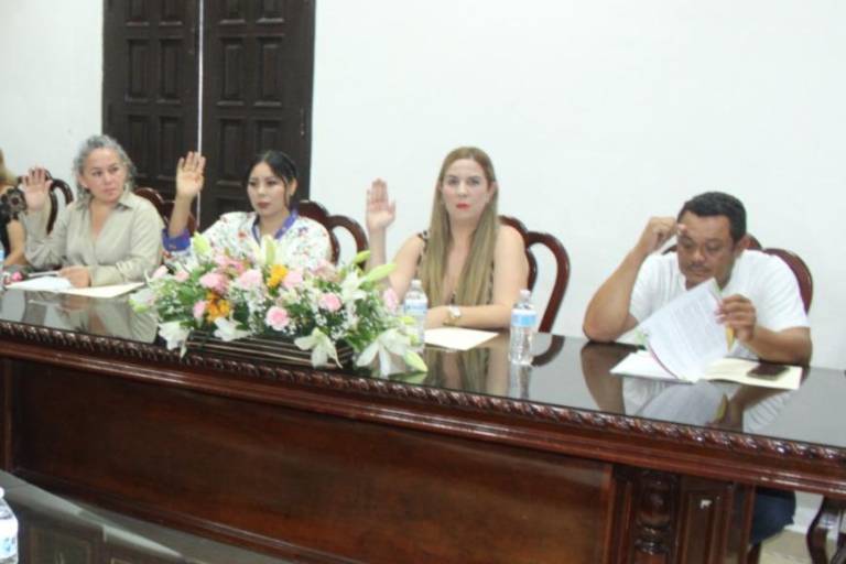 Regidora acusa que no hubo consenso en asignación de comisiones en Cabildo de Rosario